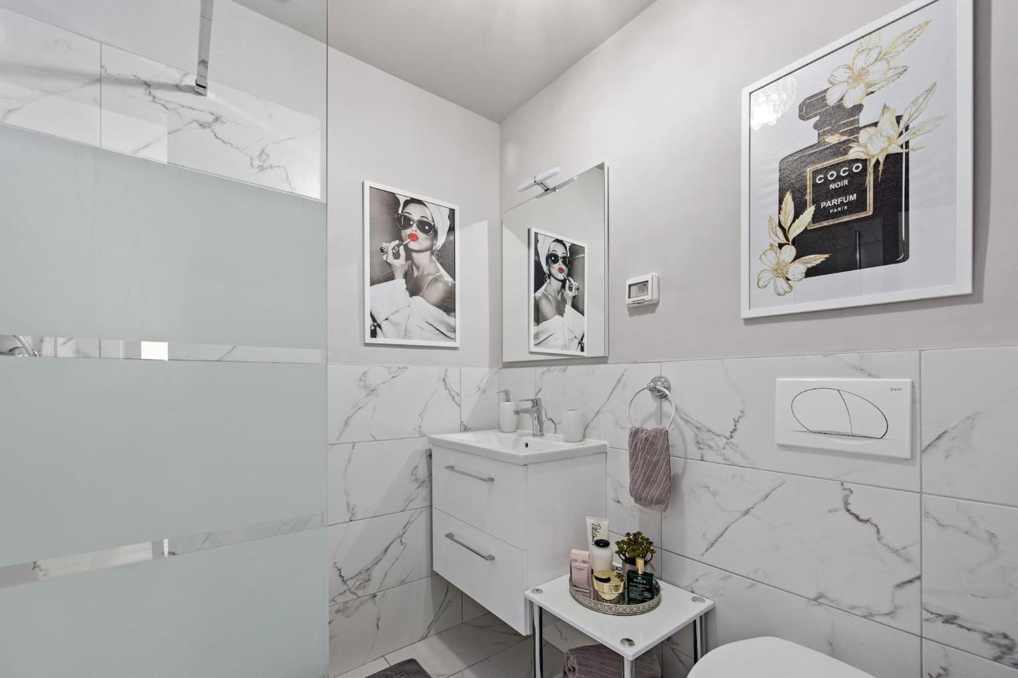Apartments Lady M Rabac Bagian luar foto